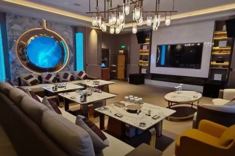 海宁XpartyX派酒吧招聘,浙江嘉兴（海宁是嘉兴代管的县级市）酒吧招聘接待/礼宾员